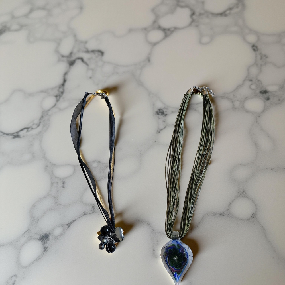 Elegant Black and Green Pendant Necklaces